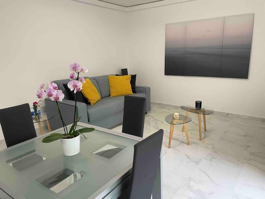 Superbe Appartement Carre Delfino Port De ニース エクステリア 写真