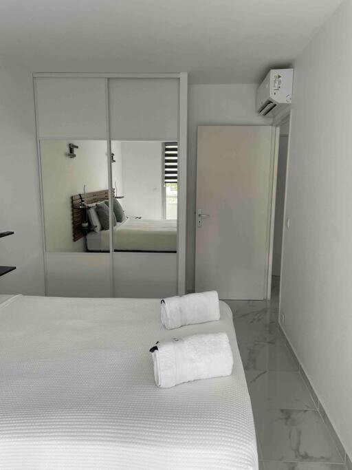 Superbe Appartement Carre Delfino Port De ニース エクステリア 写真